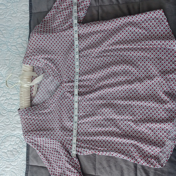 Shirt - Picture 5 of 6